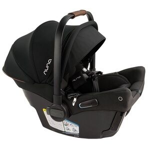 Nuna mixx next urbn Car seat no base needed manufactured 2024 Like New.